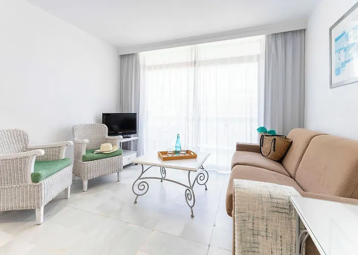 Ona Palm アパートホテル 3*