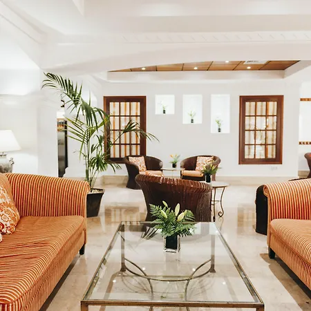 Ona Palm アパートホテル