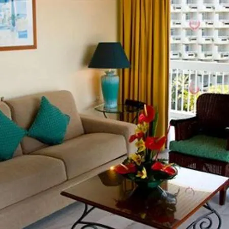 アパートホテル Ona Palm 3*